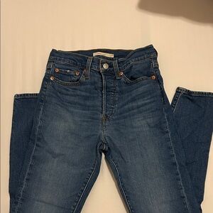 Levi’s Wedgie Skinny
